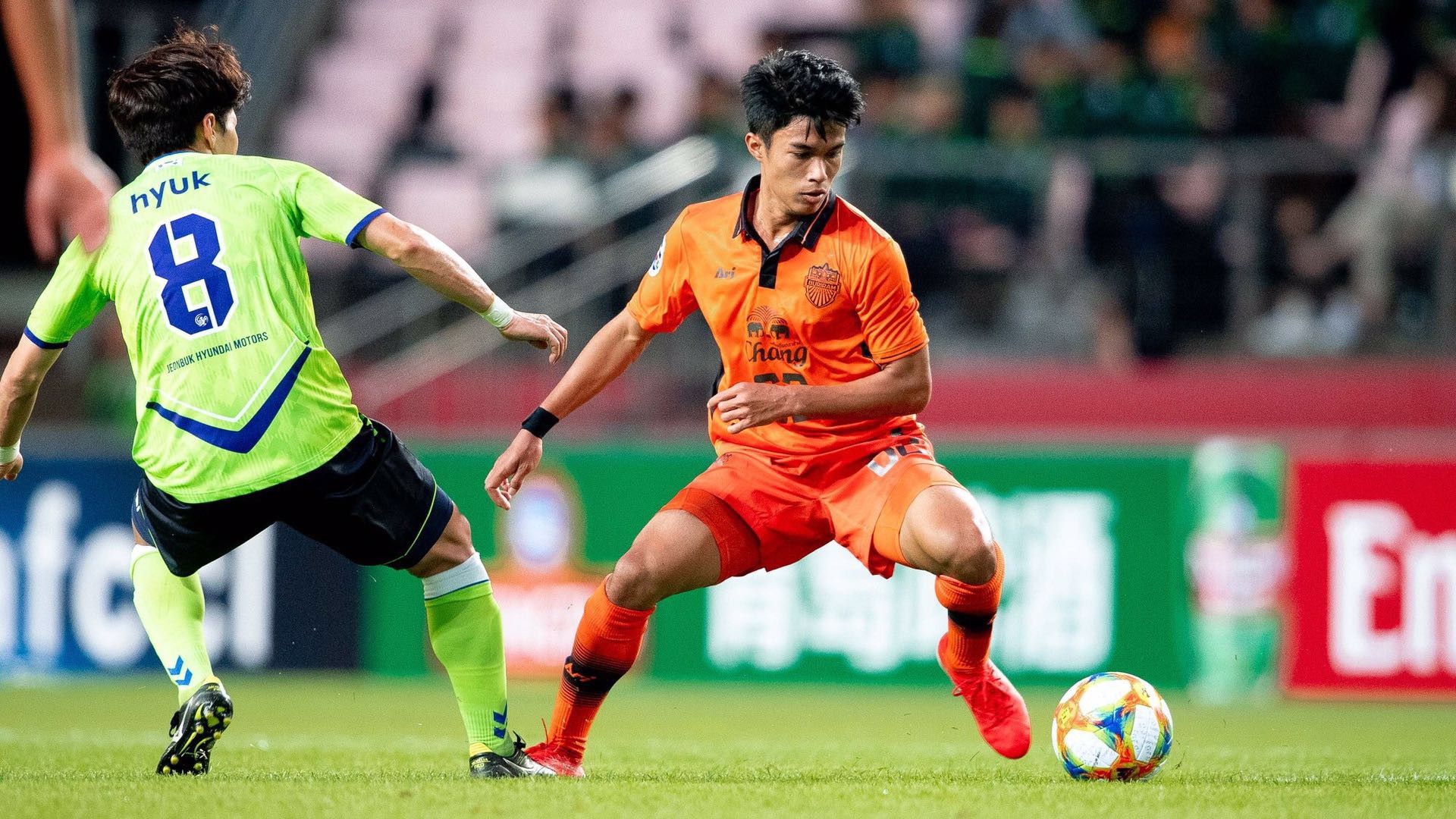 关于里程碑夜拉齐奥遗憾出局，亚冠今晨刷纪录，媒体盛赞，数据趋势出现新变化的信息