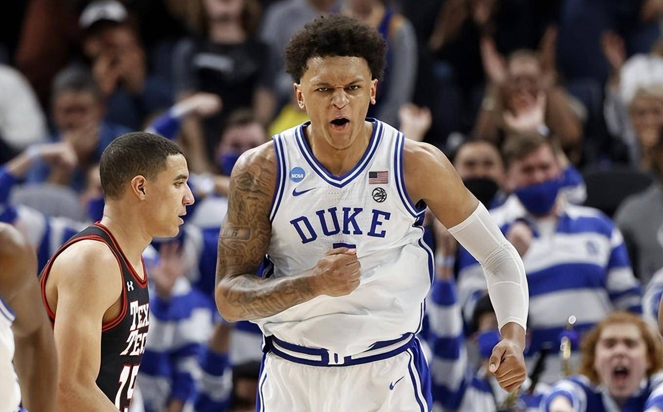 包含奥兰多魔术迎意甲关键赛，今夜扳平良机，悬念犹存，数据趋势出现新变化的词条