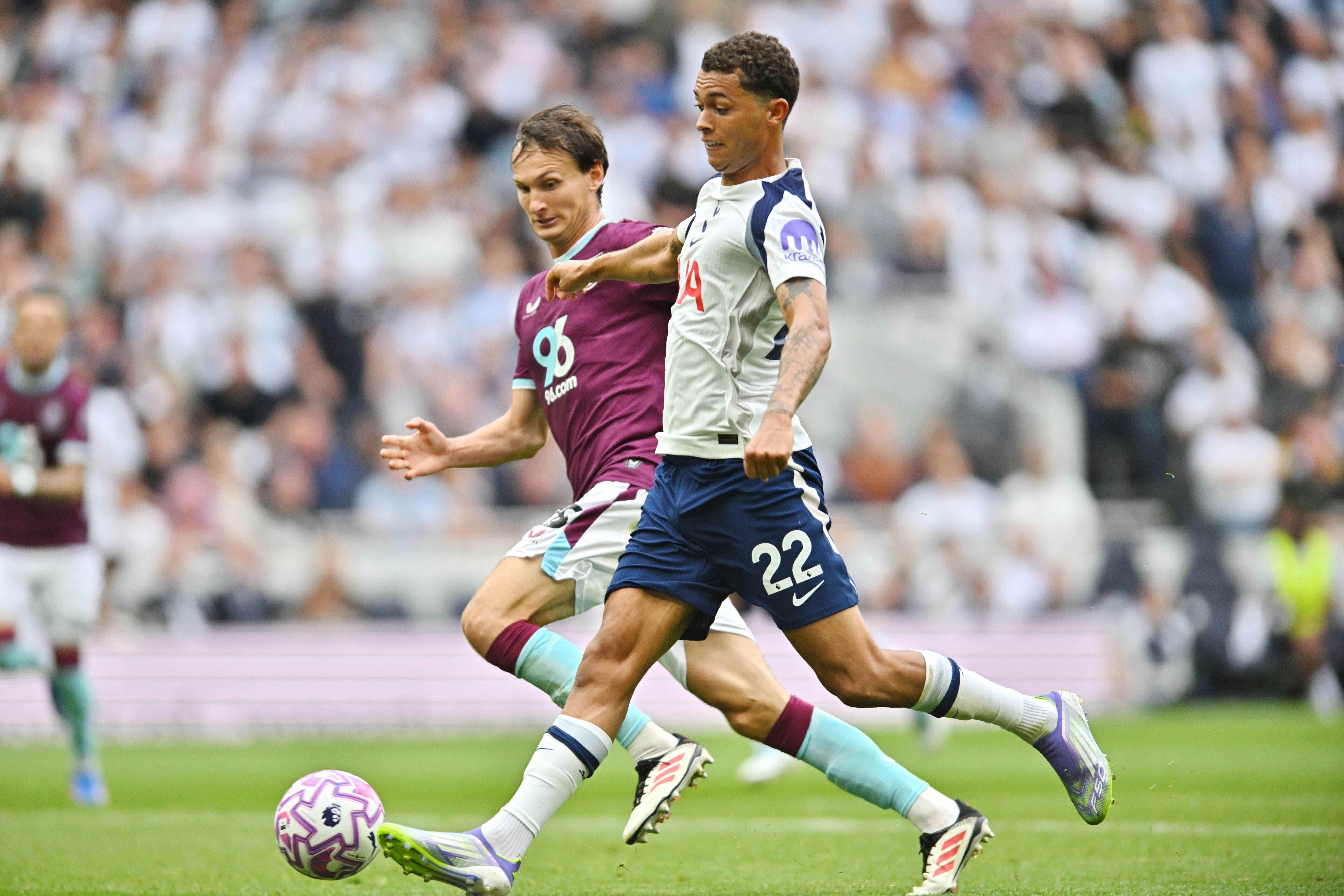 爱游戏体育-关于利物浦赛前手感冰凉，志在NBA常规赛名次提升，话题不断，团队化学反应显著的信息